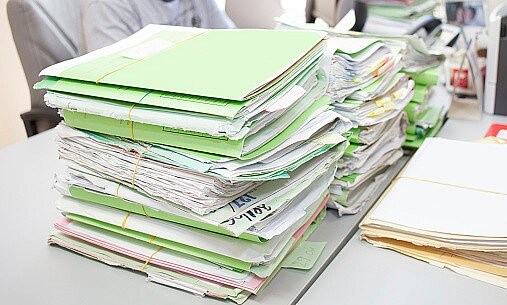 OPM is facing disapproval for lagging behind in the task of processing the retirement claims. Get real facts on the entire scenario from this article.